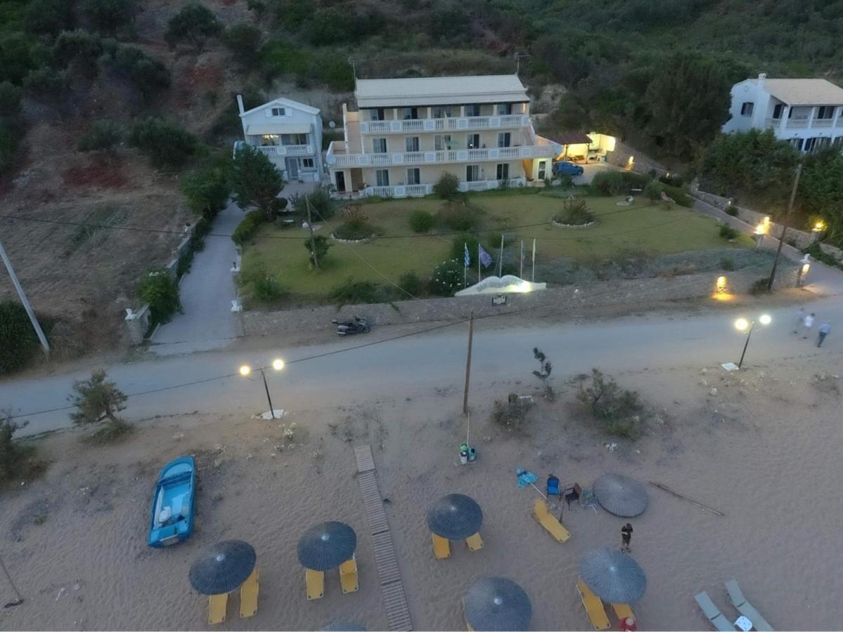 Aparthotel San George Cove Afión Esterno foto
