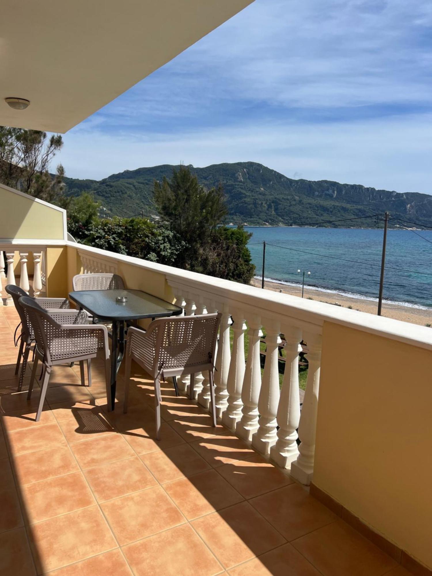 Aparthotel San George Cove Afión Esterno foto