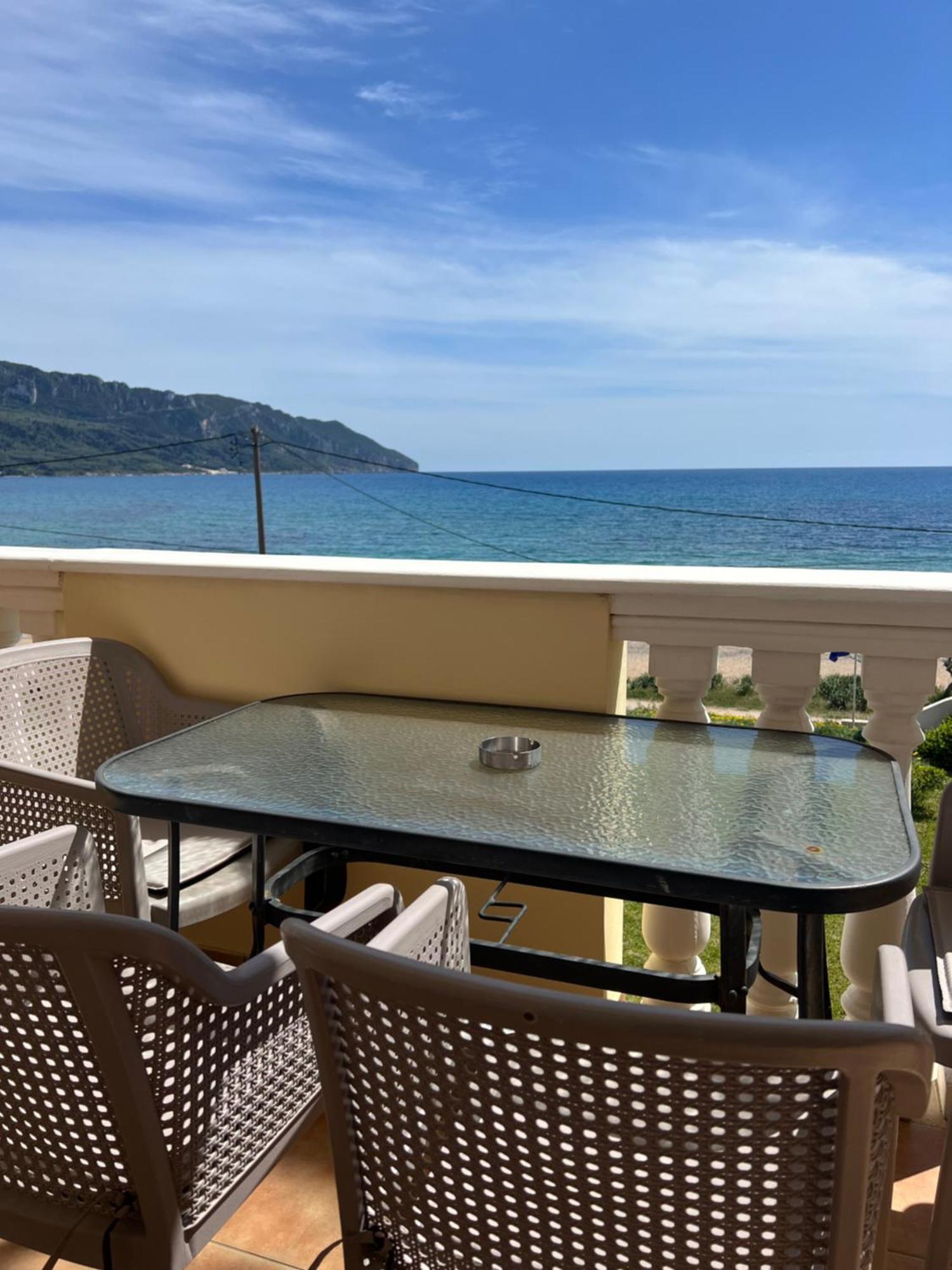 Aparthotel San George Cove Afión Esterno foto